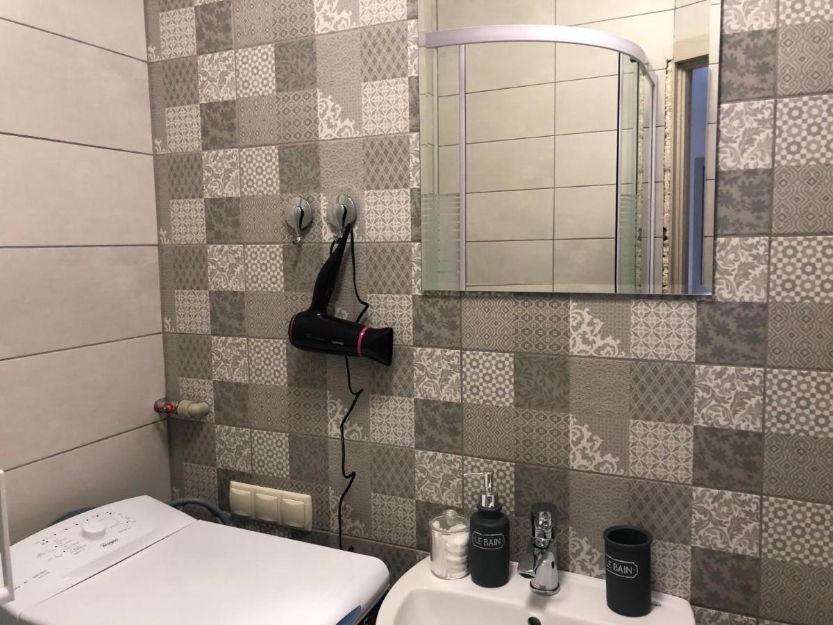 צ'רניהיב Cosy flat in the city centre מראה חיצוני תמונה